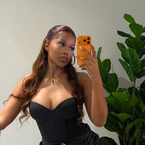 Vivian F. profile photo