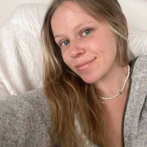 Eva F.