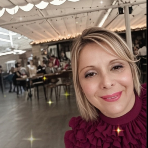 Auxi C. profile photo