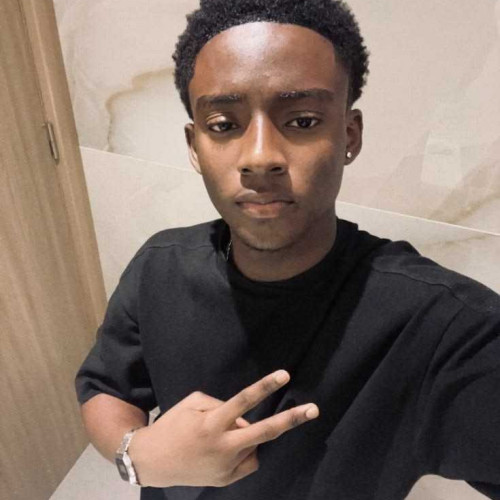 Favour B. profile photo