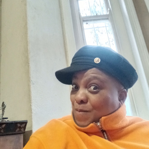 Tshengi  N. profile photo