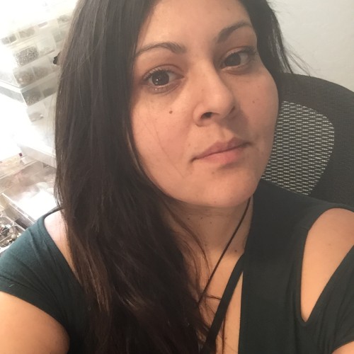 Luna  R. profile photo