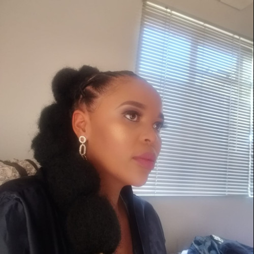Kholiswa  M. profile photo