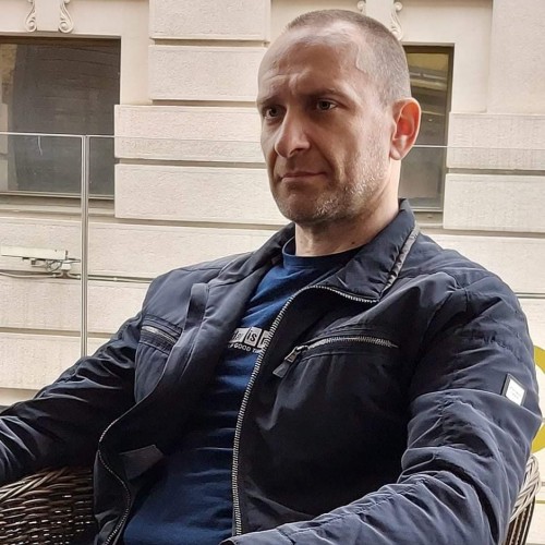 Dejan A.