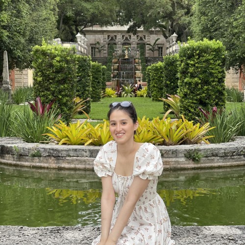 Nina B. profile photo
