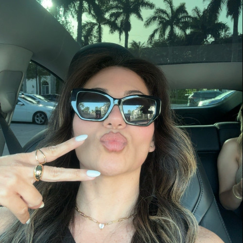 iza s. profile photo