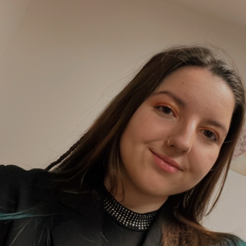 Leonie  H.