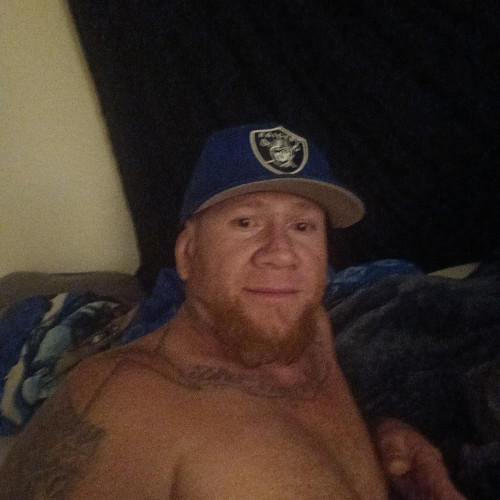Robert  . profile photo