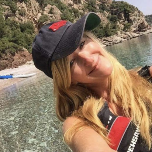 Emma  J. profile photo