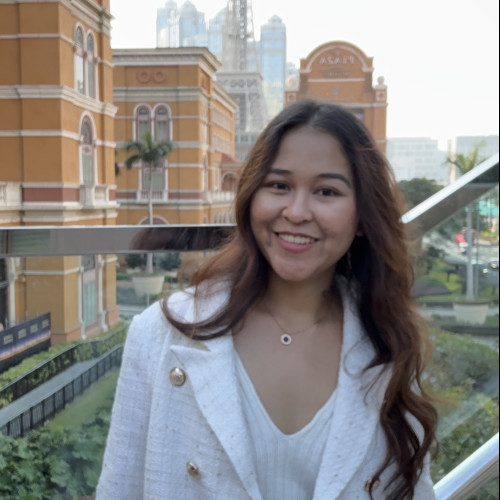 Selna E. profile photo