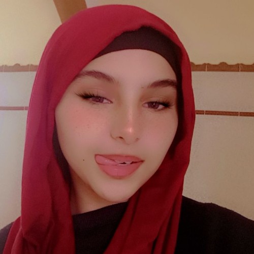 Douae D. profile photo