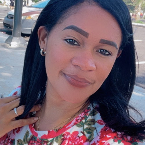 Jessenia  R. profile photo
