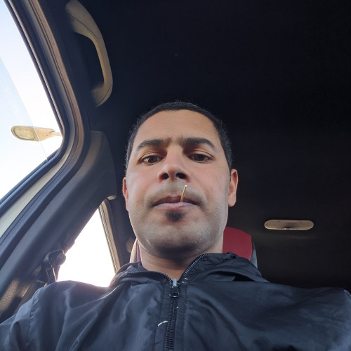 Charaf E. profile photo