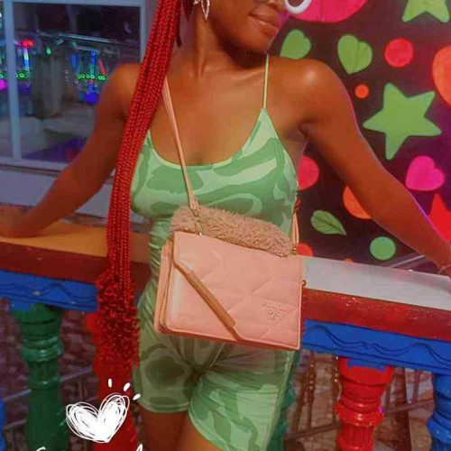 Naomi f.