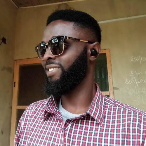 Tunde  O.