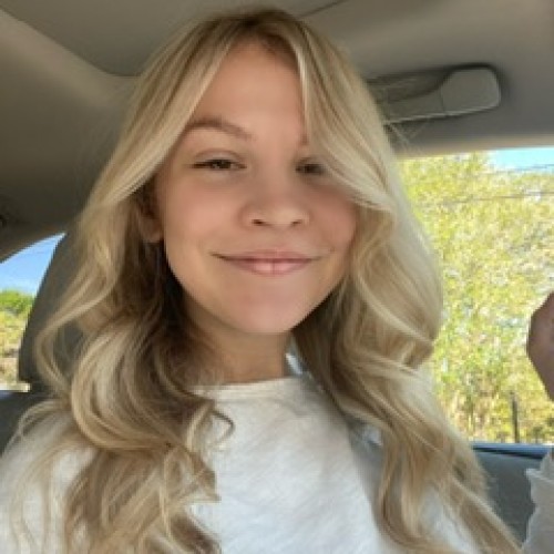Karlee R.