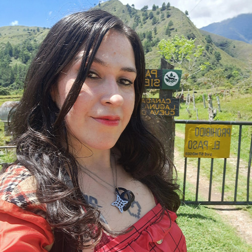 Gabriela L.