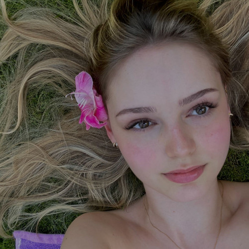 Linda F.