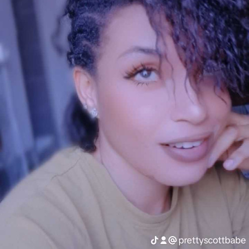 Zee B. profile photo