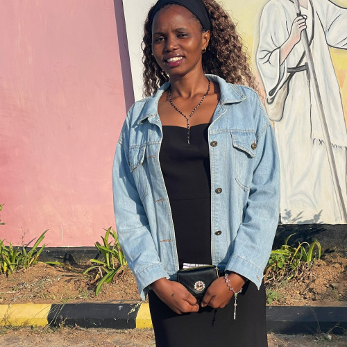 Monica  D. profile photo