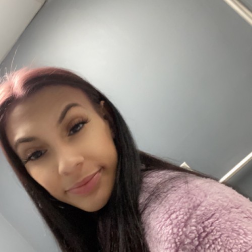 Yarelis T. profile photo