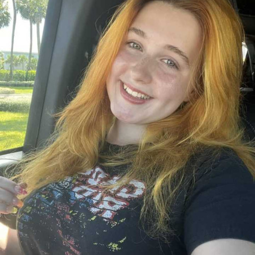 mary b. profile photo