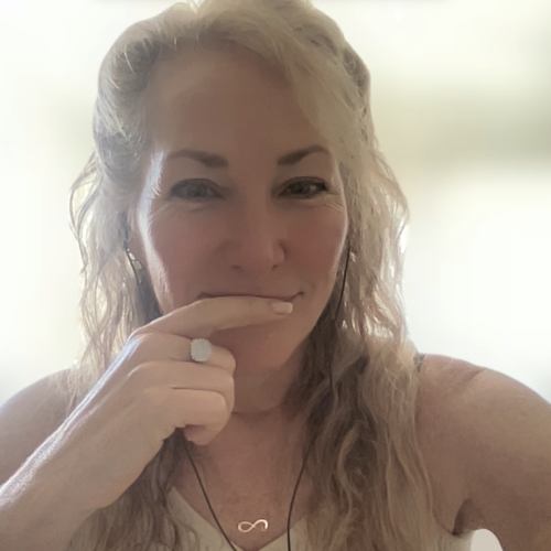 Chr B. profile photo