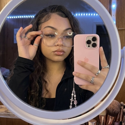 Ayrin W. profile photo