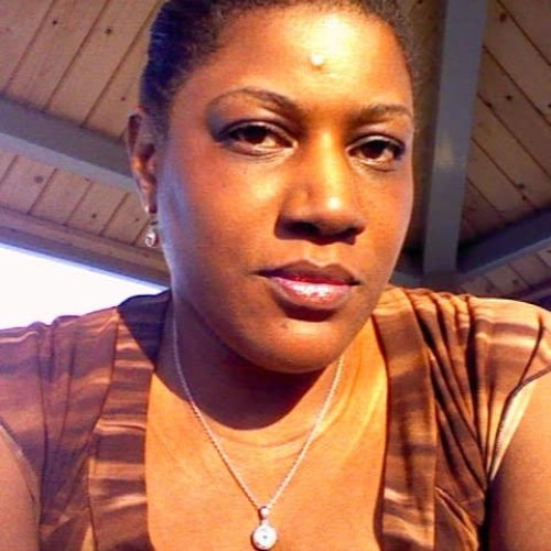Daraline W.
