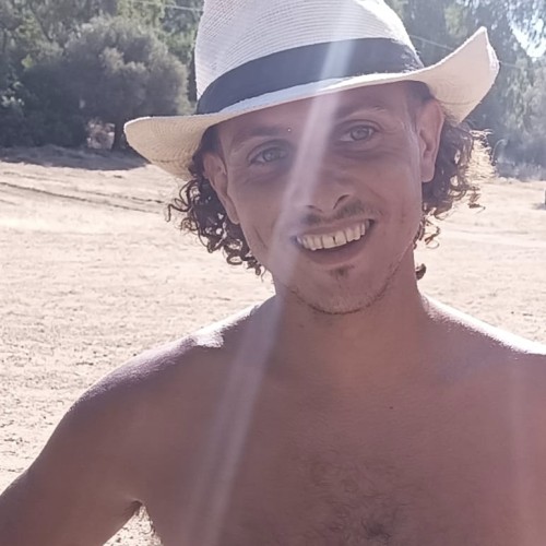 Luca  C.