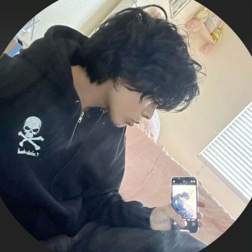 Tay L. profile photo