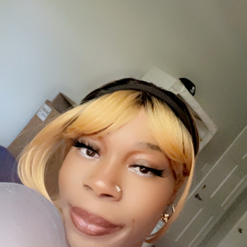 Marie b. profile photo