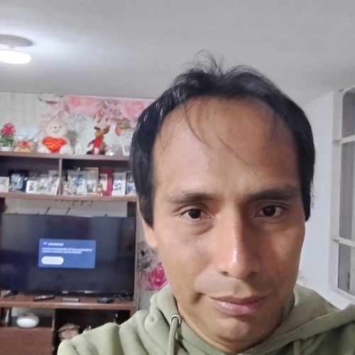 efrain c. profile photo