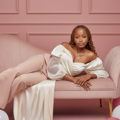 Naomi  C. profile photo