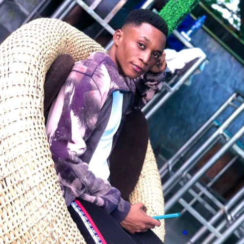 Miracle  E. profile photo