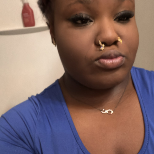 Rhi N. profile photo
