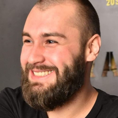 Julian v. profile photo