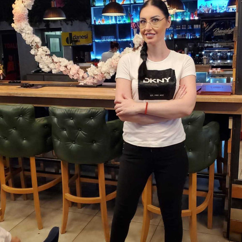 Mery E. profile photo