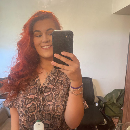 Ellie C. profile photo