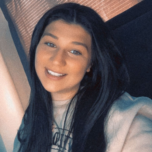 Layla  L. profile photo
