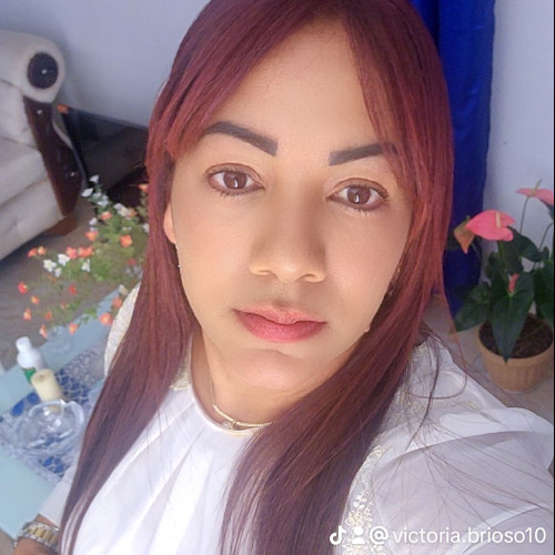 Victoria b. profile photo