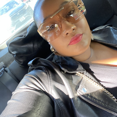 Divinia K. profile photo