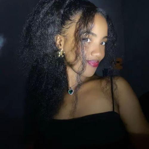Emie Z. profile photo