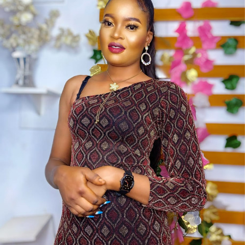Omobukola  O. profile photo