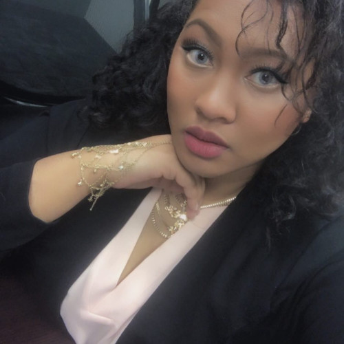 Caly W. profile photo
