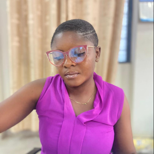 gloria n. profile photo