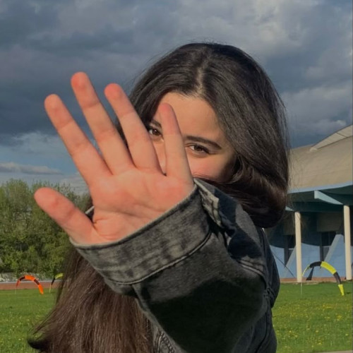 Ariliyna C. profile photo