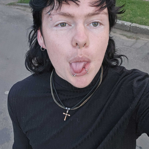 Ashton V. profile photo