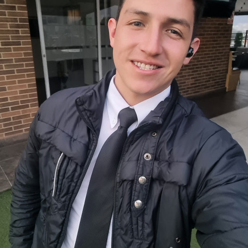 Esteban  B. profile photo