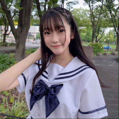 Akari H.